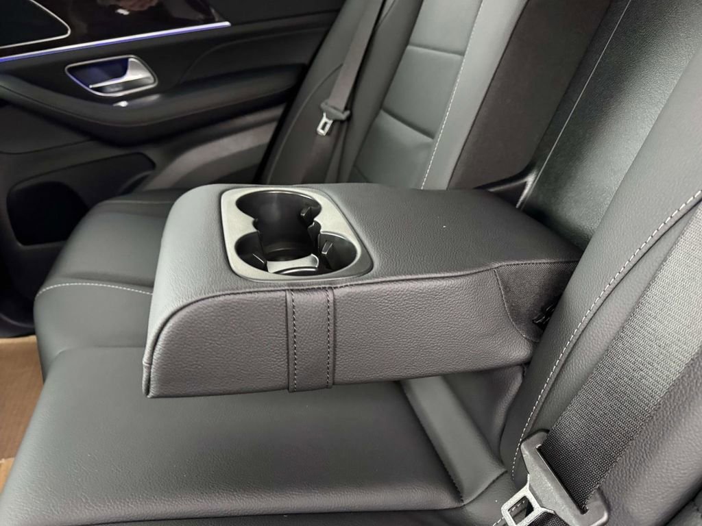 New 2026 Twilight Blue Metallic Mercedes-Benz GLE 450 Coupe image 32