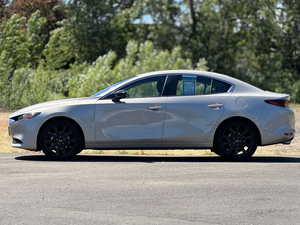 Used 2025 Platinum Quartz Metallic Mazda 2.5 S Select Sport image 4