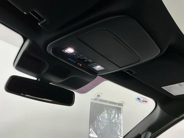 New 2026 Oxford White Ford Tremor image 23