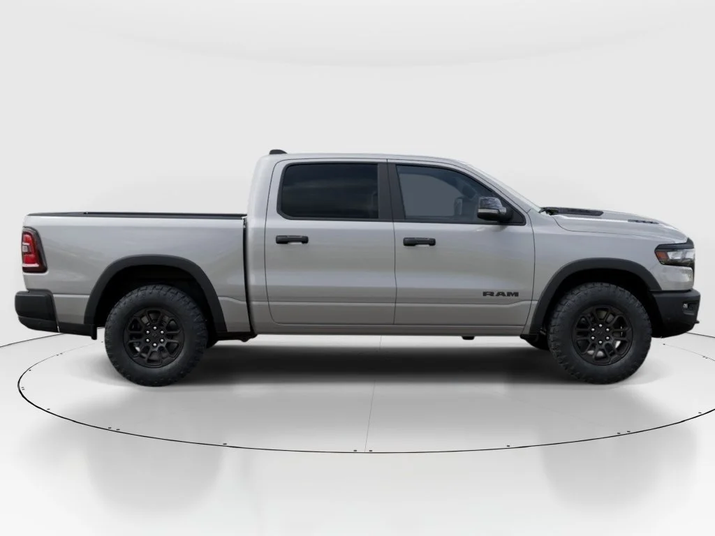 New 2026 Silver Zynith Exterior Paint RAM Rebel image 23