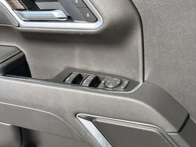 New 2026 Onyx Black GMC Elevation image 21