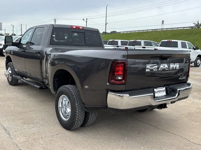 New 2026 Granite Crystal Metallic Clear-Coat Exterior Paint RAM Tradesman image 8