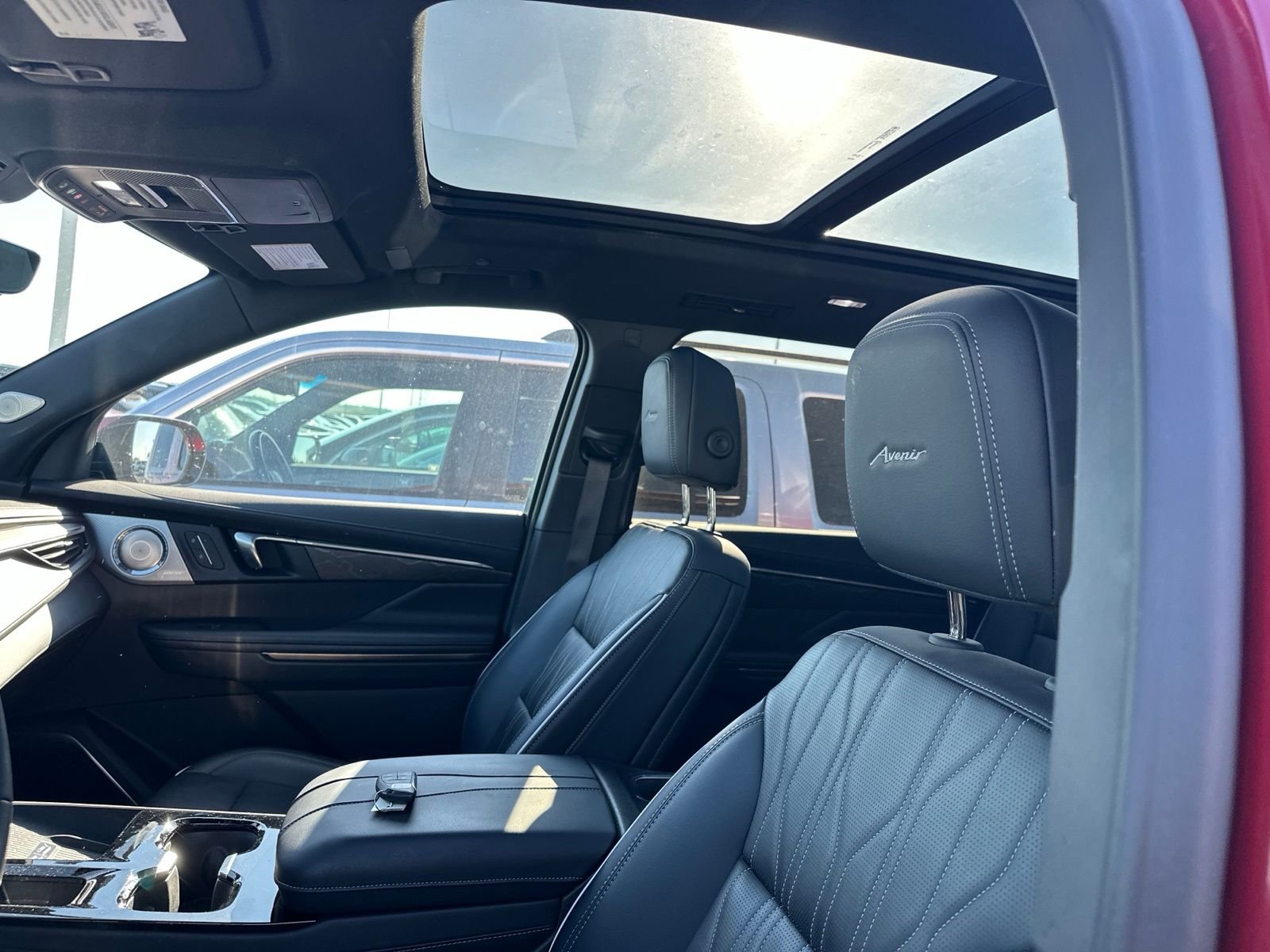 Used 2025 Red Buick Avenir image 5