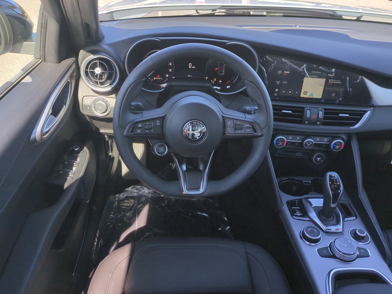 2025 Alfa Romeo Giulia Base - Photo 14