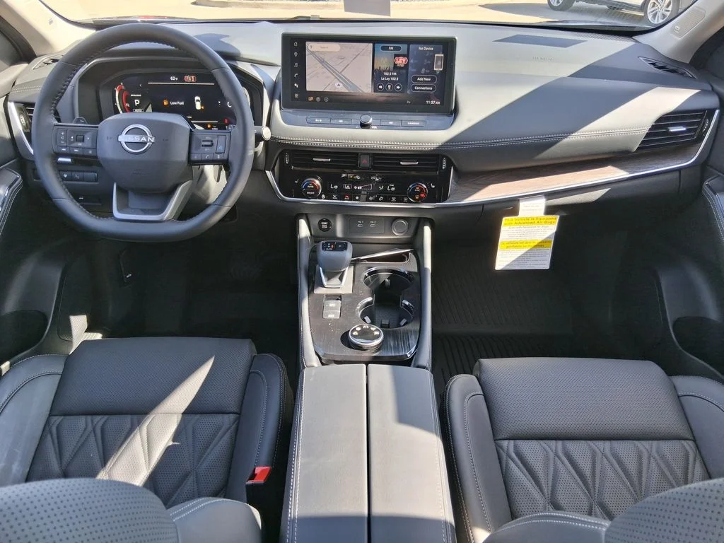 New 2026 Super Black Nissan Platinum image 9