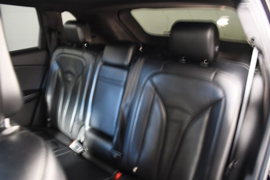 Used 2020 Infinite Black Lincoln Reserve image 27