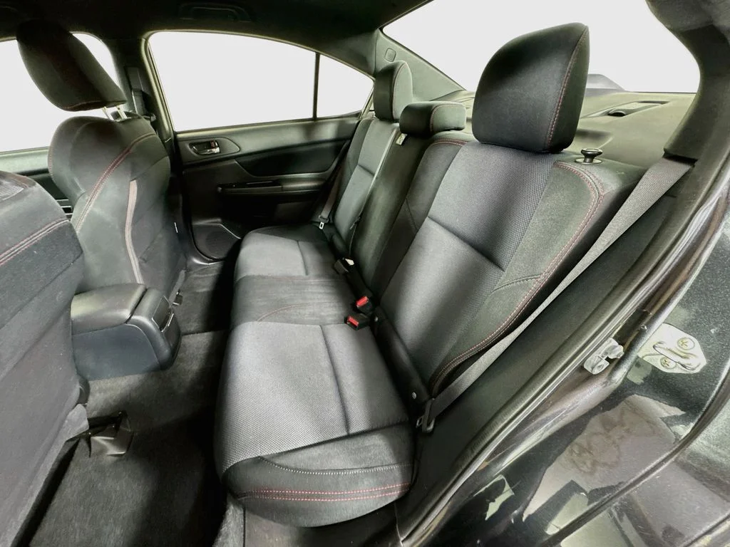 Used 2016 Gray Subaru Base image 28