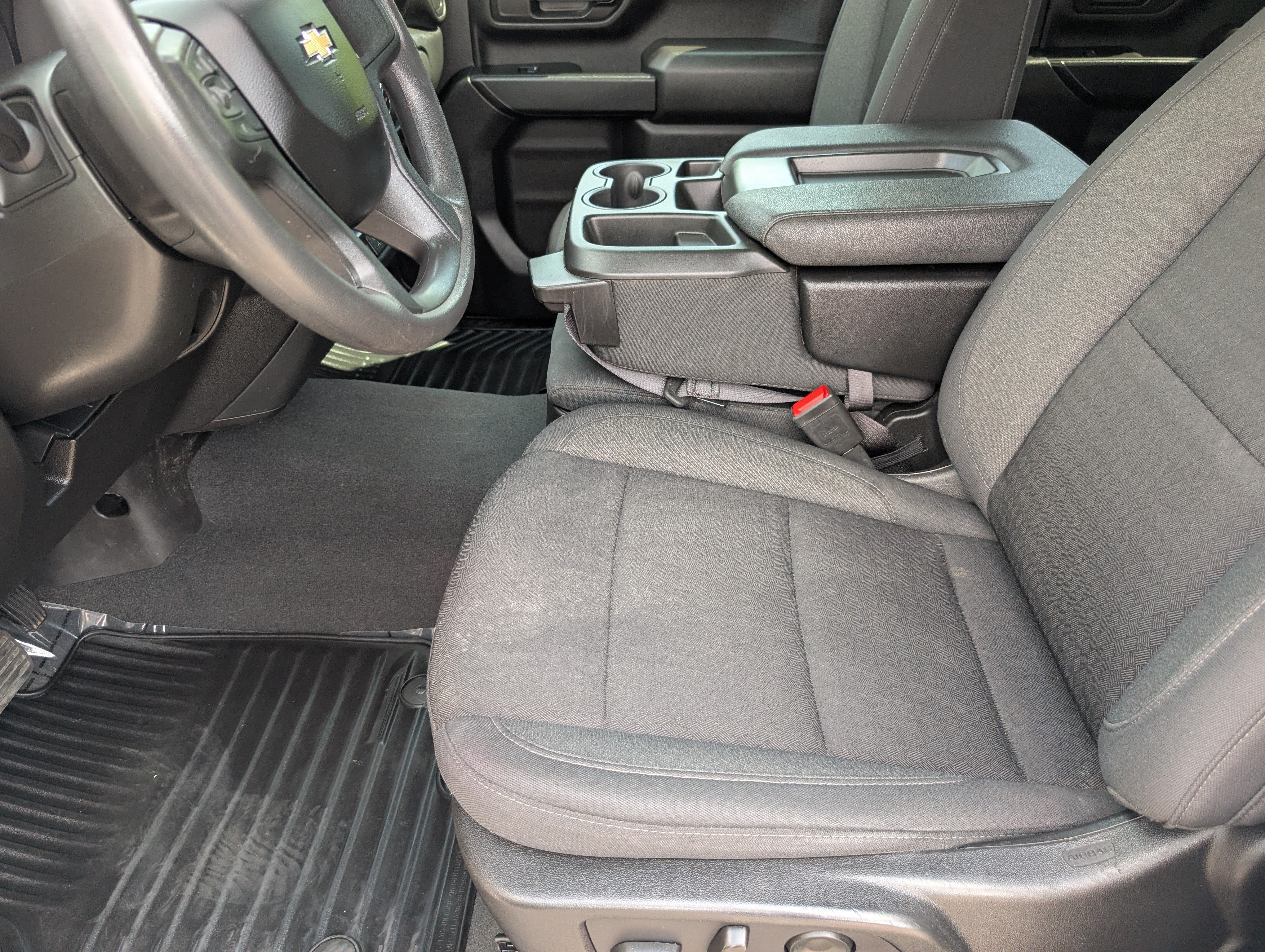 Used 2024 Summit White Chevrolet Custom image 9