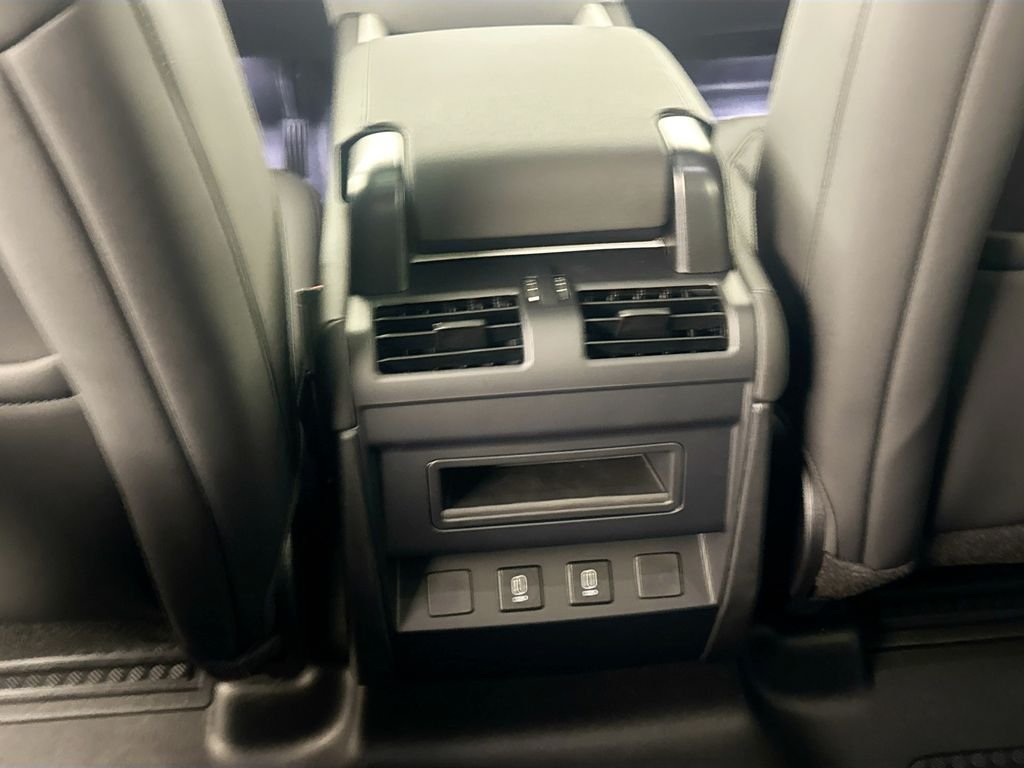 New 2026 Santorini Black Land Rover S image 24