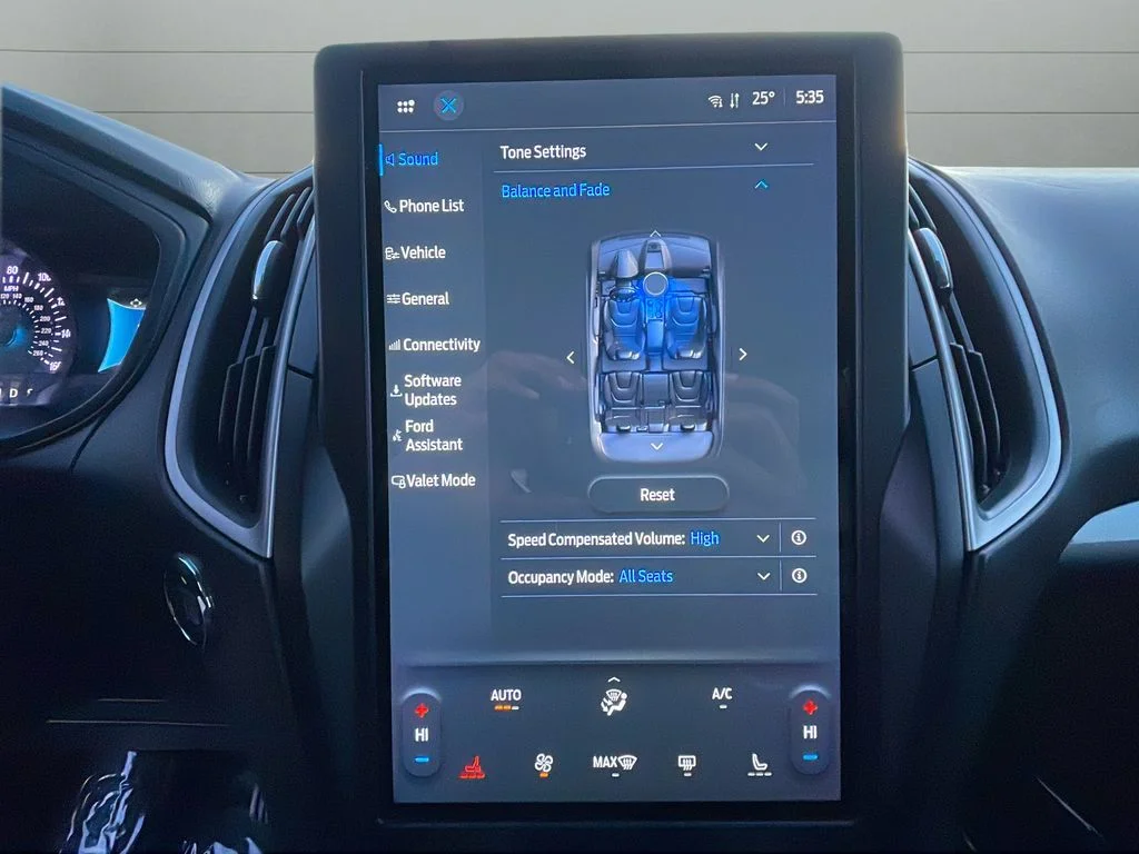 2023 Ford Edge SEL - Photo 31