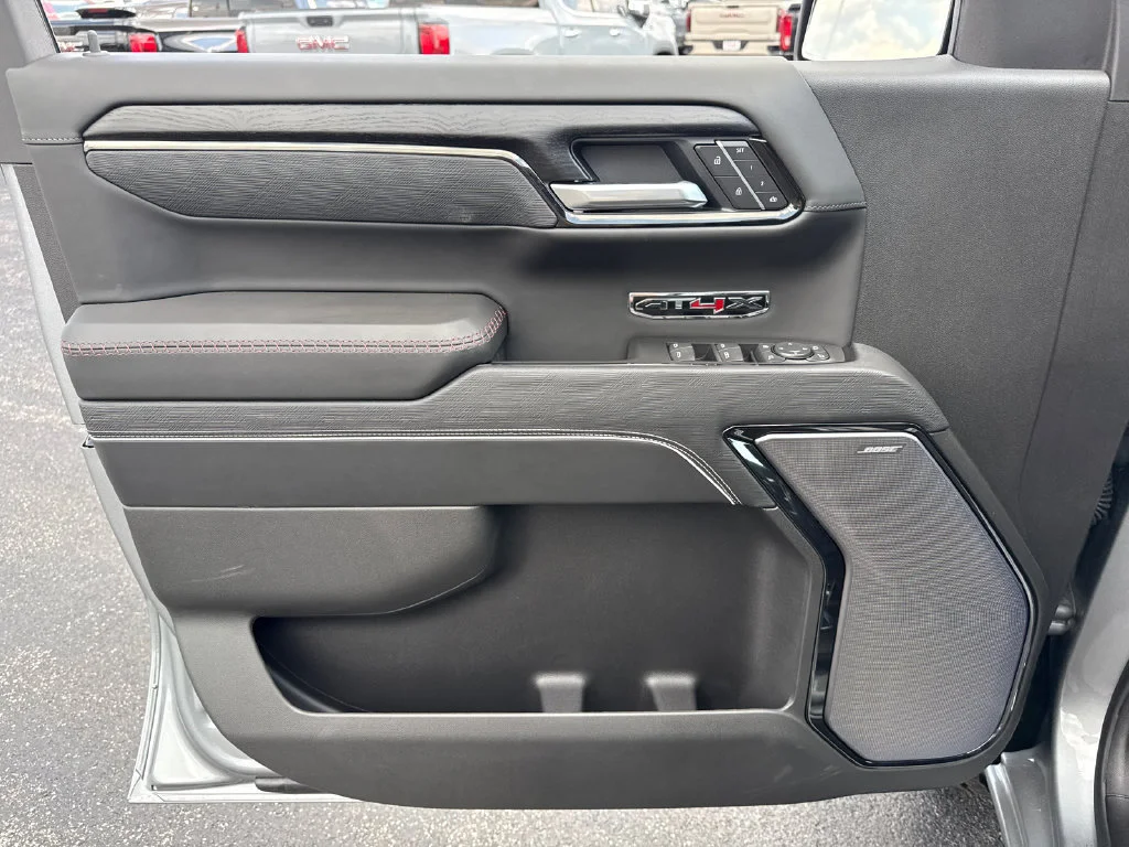 2026 GMC Sierra 1500 AT4X - Photo 14