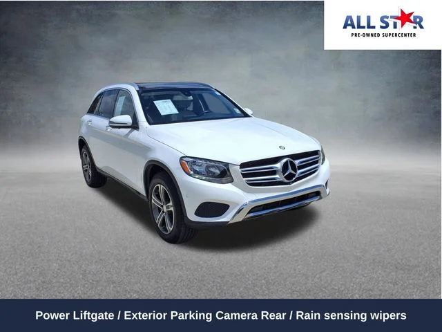 2016 Mercedes-Benz GLC GLC300's photo