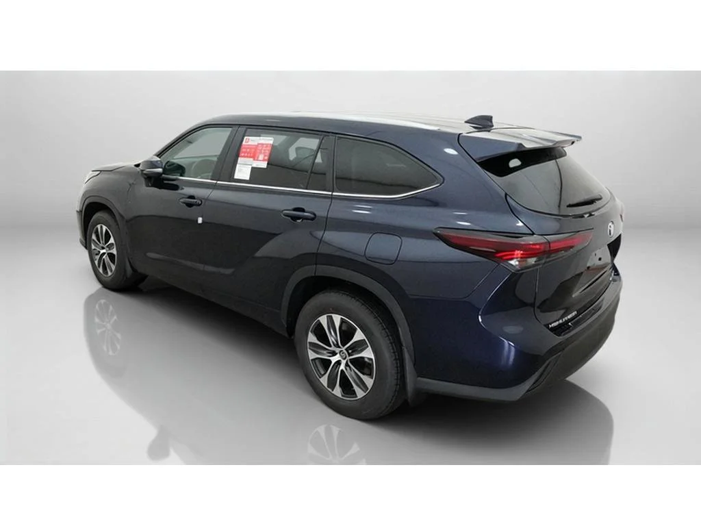 New 2026 Blueprint Toyota XLE image 5