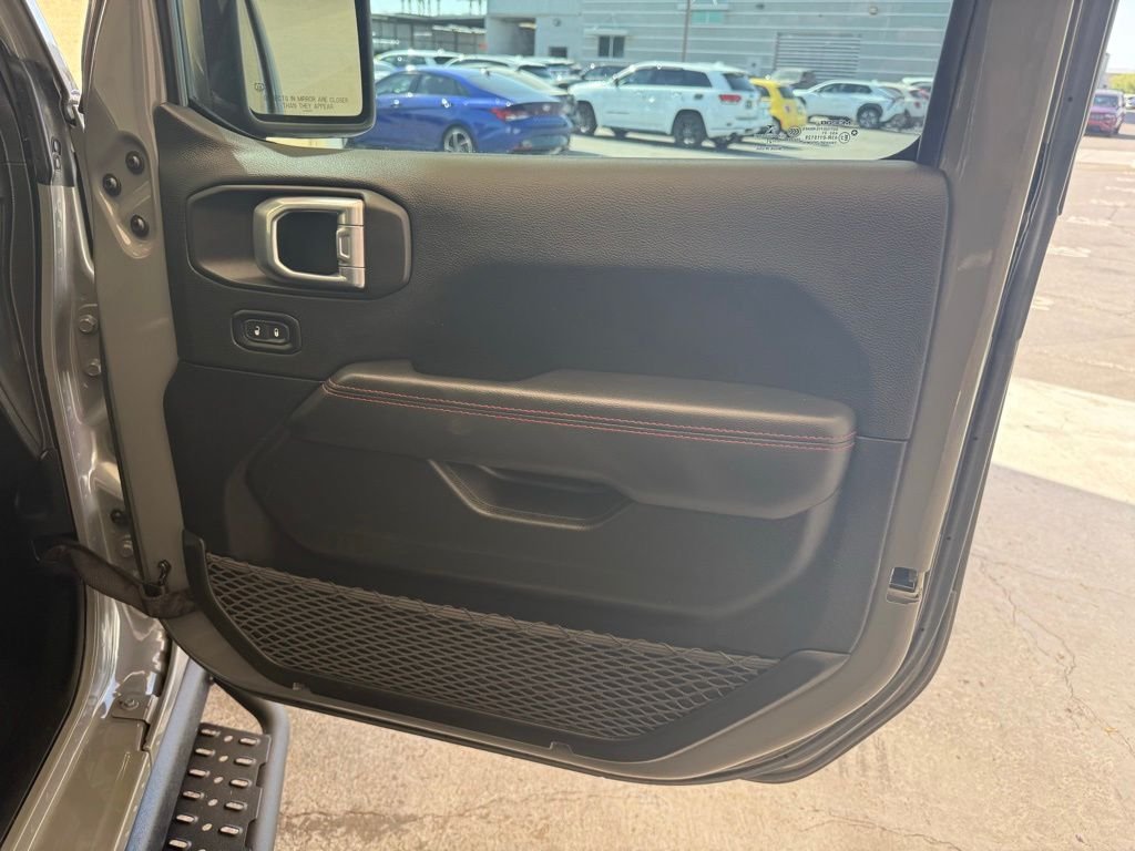 Used 2021 Gray Clearcoat Jeep Unlimited Rubicon image 15
