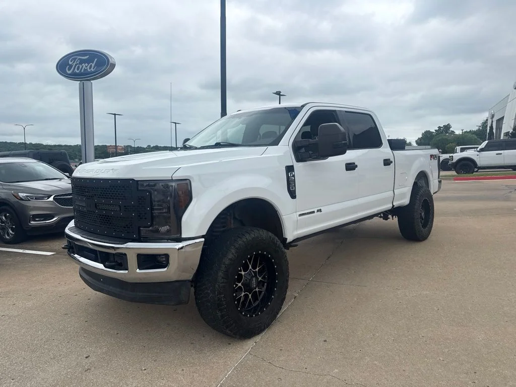Used 2017 White Ford XLT image 7