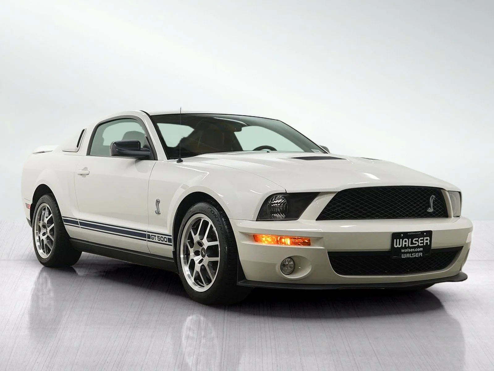 Used 2009  Ford Shelby GT500 image 7