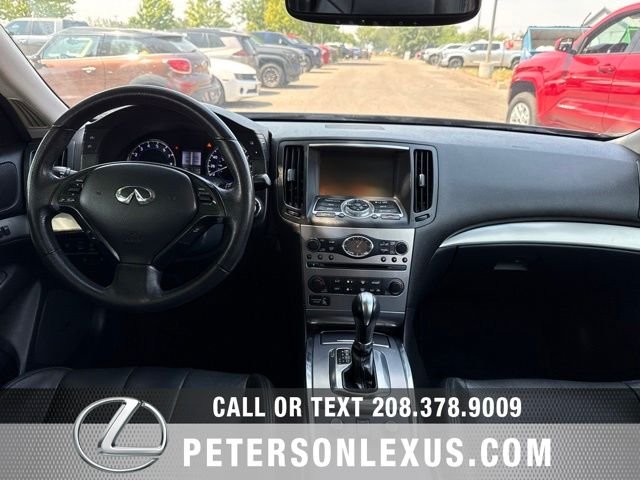 Used 2010 Gray INFINITI Premium image 16