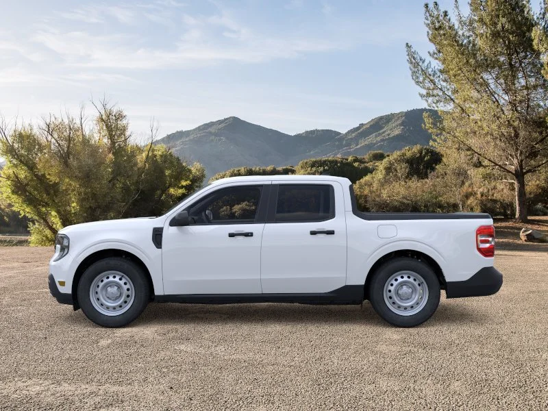New 2026 Oxford White Ford XL image 4