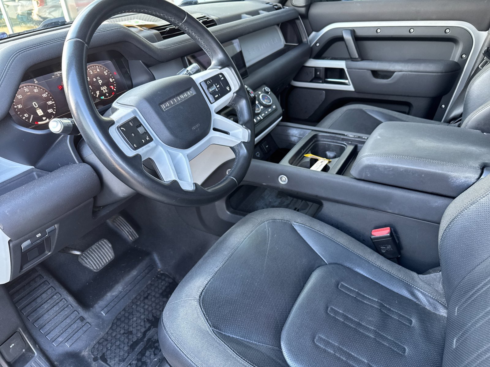 Used 2020 Indus Silver Metallic Land Rover First Edition image 9