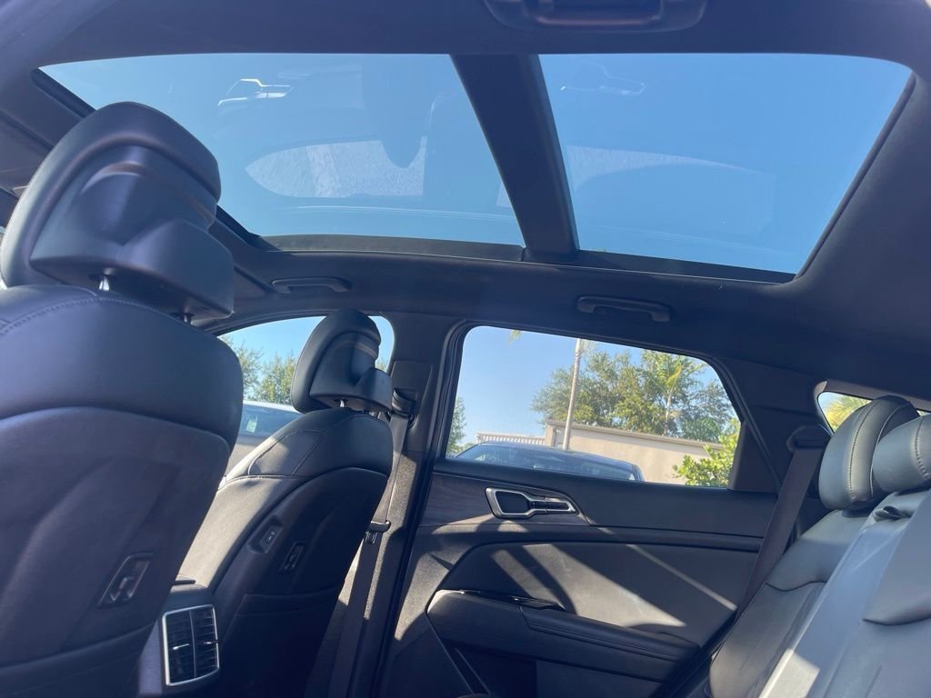 Used 2023 Gray Kia X-Line image 8