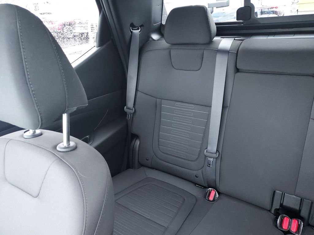 Used 2023 White Hyundai SEL Premium image 12