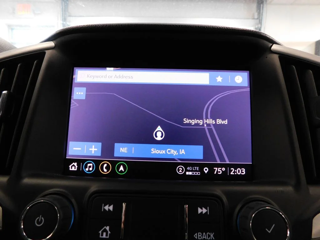 Used 2023 Sterling GMC SLT image 27