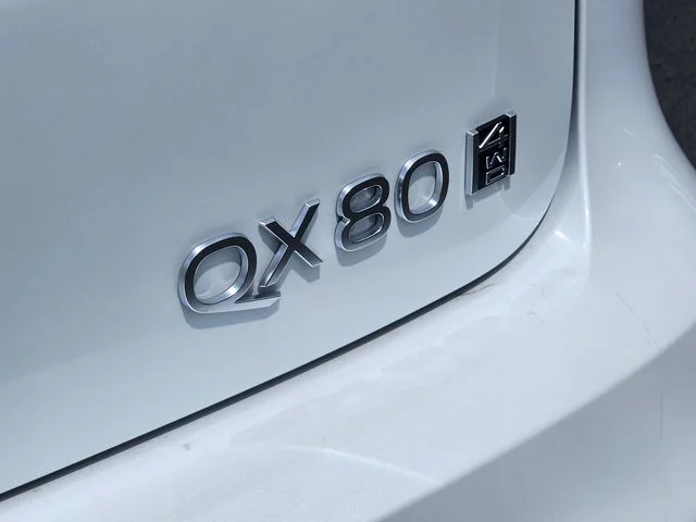 New 2027 RADIANT WHITE INFINITI Luxe 4WD image 26