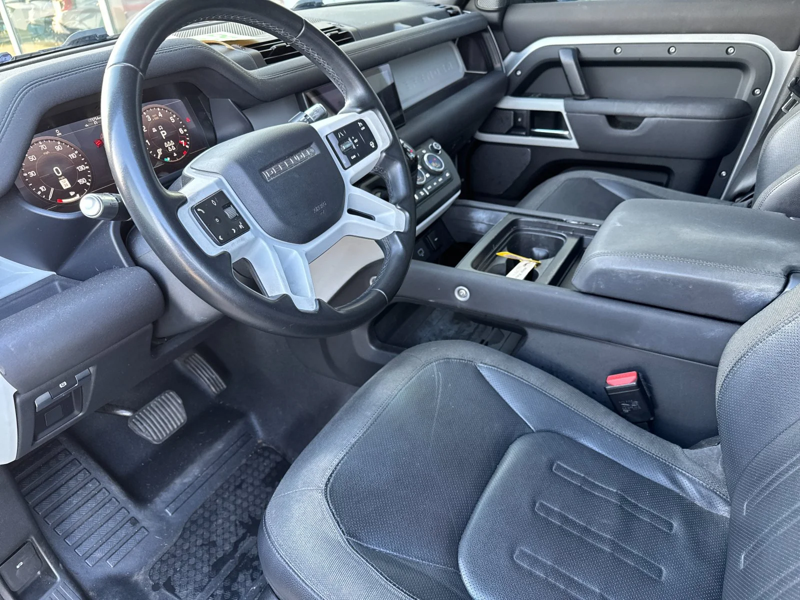 Used 2020 Indus Silver Metallic Land Rover First Edition image 10