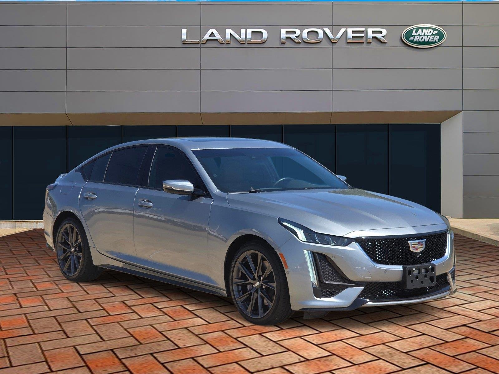 Used 2023 Argent Silver Metallic Cadillac Sport image 3
