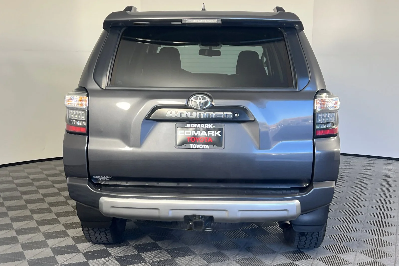 Used 2019 Magnetic Gray Metallic Toyota TRD OFF ROAD PREM image 4