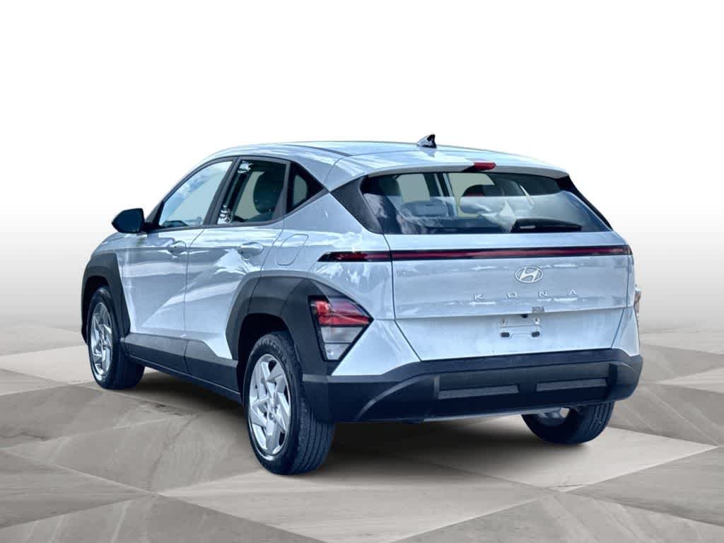 Used 2024 Atlas White Hyundai SE image 5