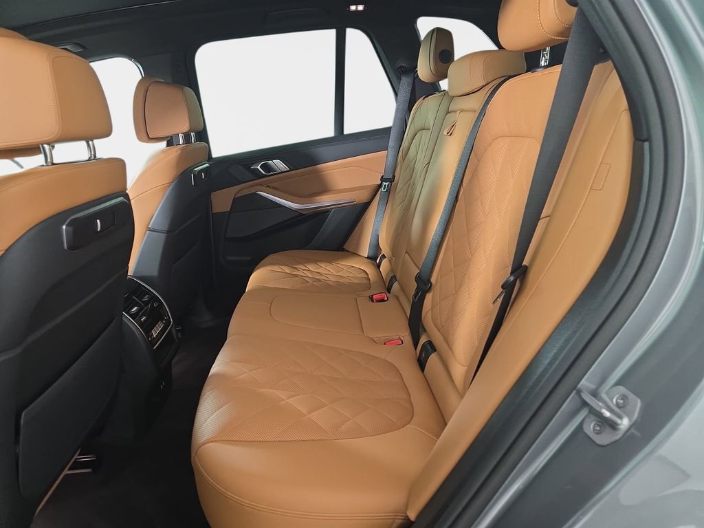 2026 BMW X5 40i - Photo 17