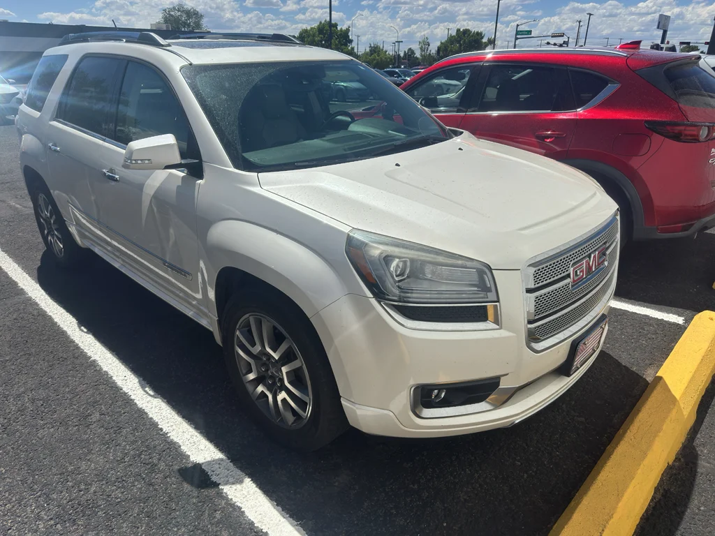 Used 2014  GMC Denali image 2