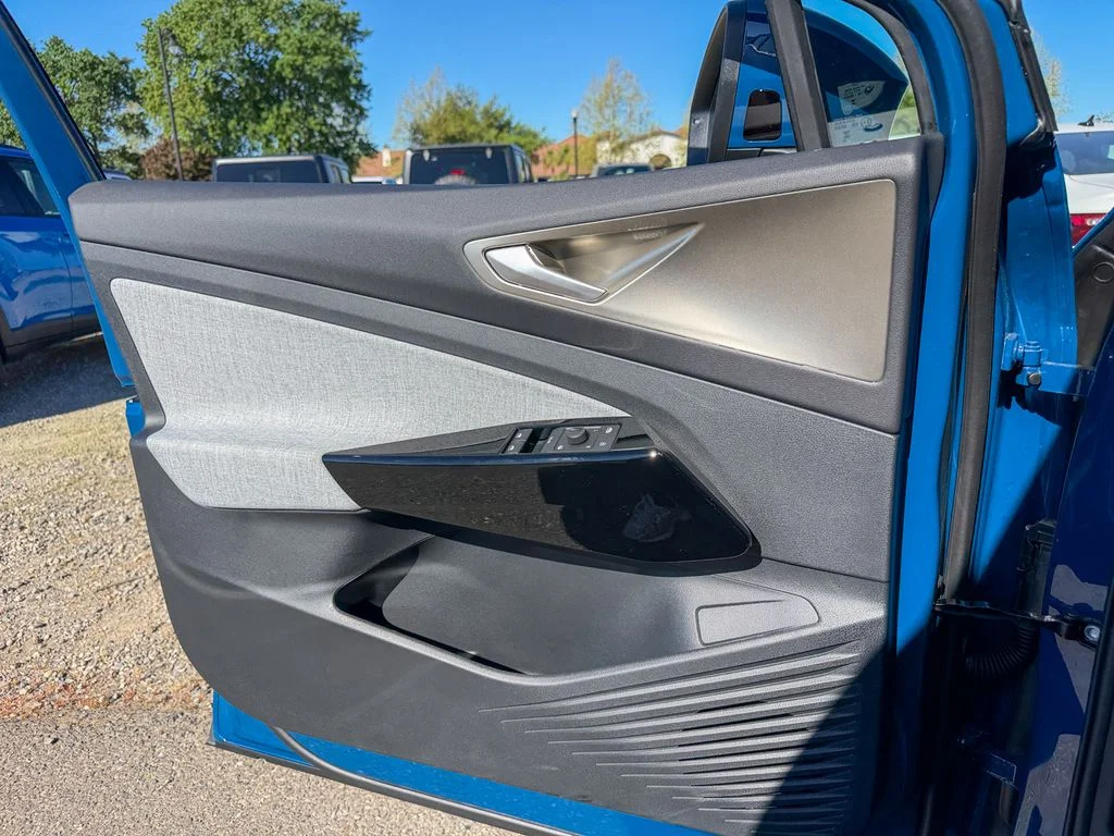 New 2026 Mountain Lake Blue Metallic Volkswagen Pro image 12