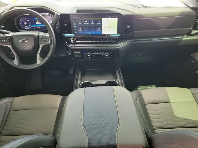 2025 Chevrolet Silverado 2500HD ZR2 - Photo 15