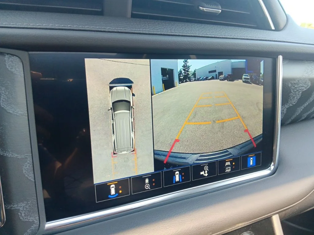Used 2023 Onyx Black GMC Denali image 20
