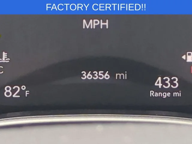Used 2024 Silver Chrysler Touring L image 22
