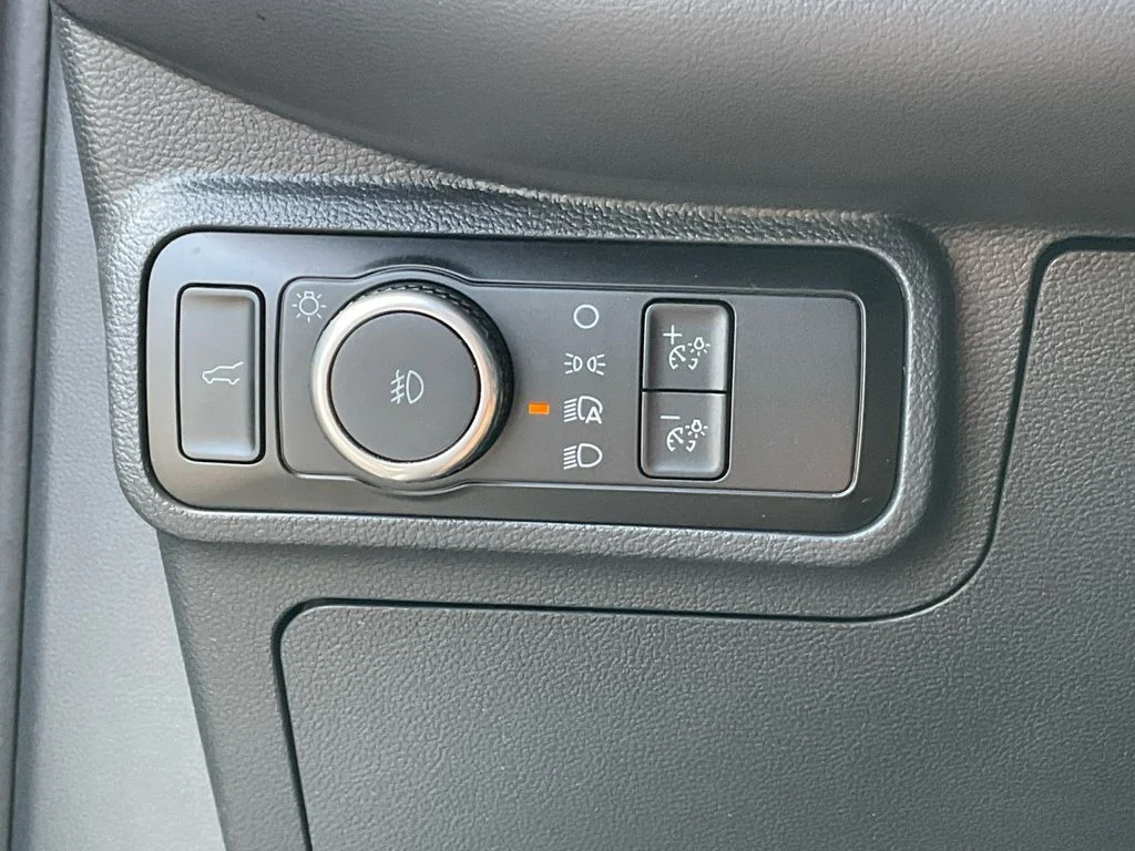Used 2025 Black Ford ST-Line image 32