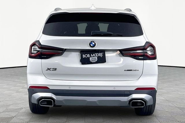 Used 2023 White BMW sDrive30i image 5