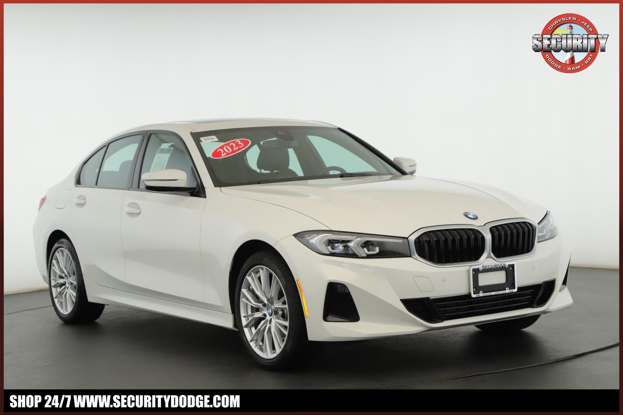 Used 2023 Alpine White BMW 330i xDrive Sedan image 1