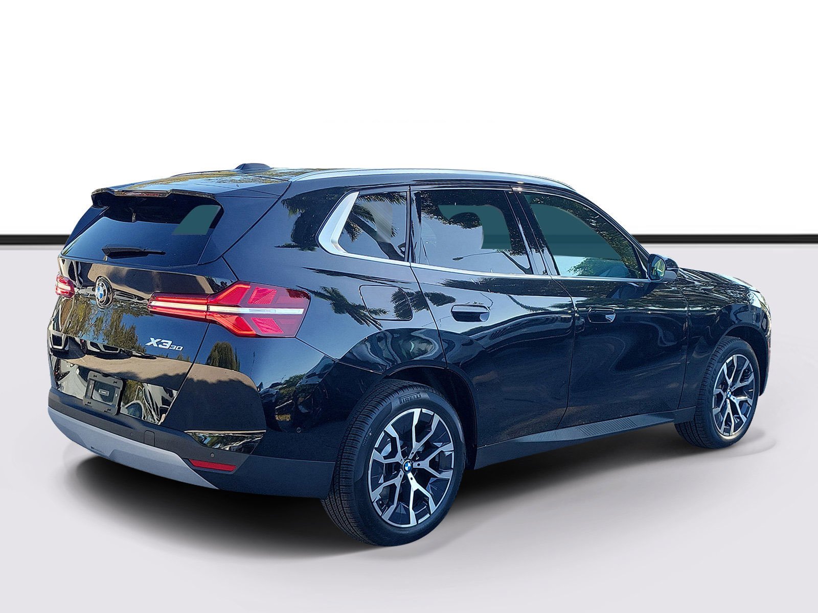 New 2026 Black Sapphire Metallic BMW 30 xDrive image 4