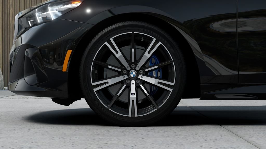 New 2027 Black Sapphire Metallic BMW 530i image 31