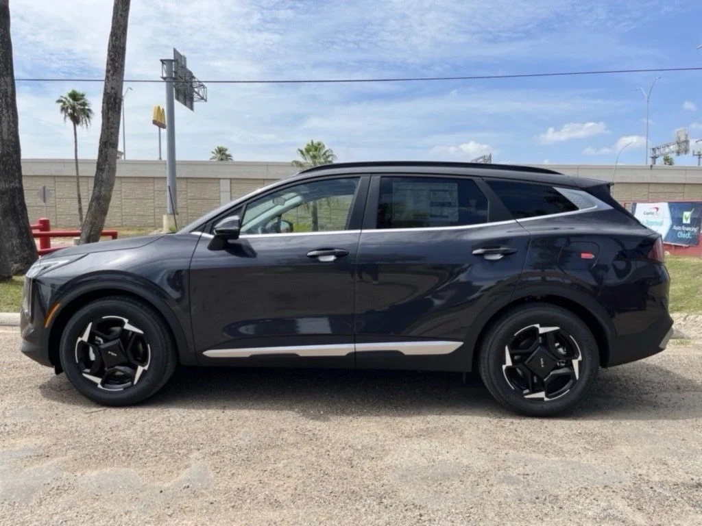 New 2026 Gray Kia EX image 4