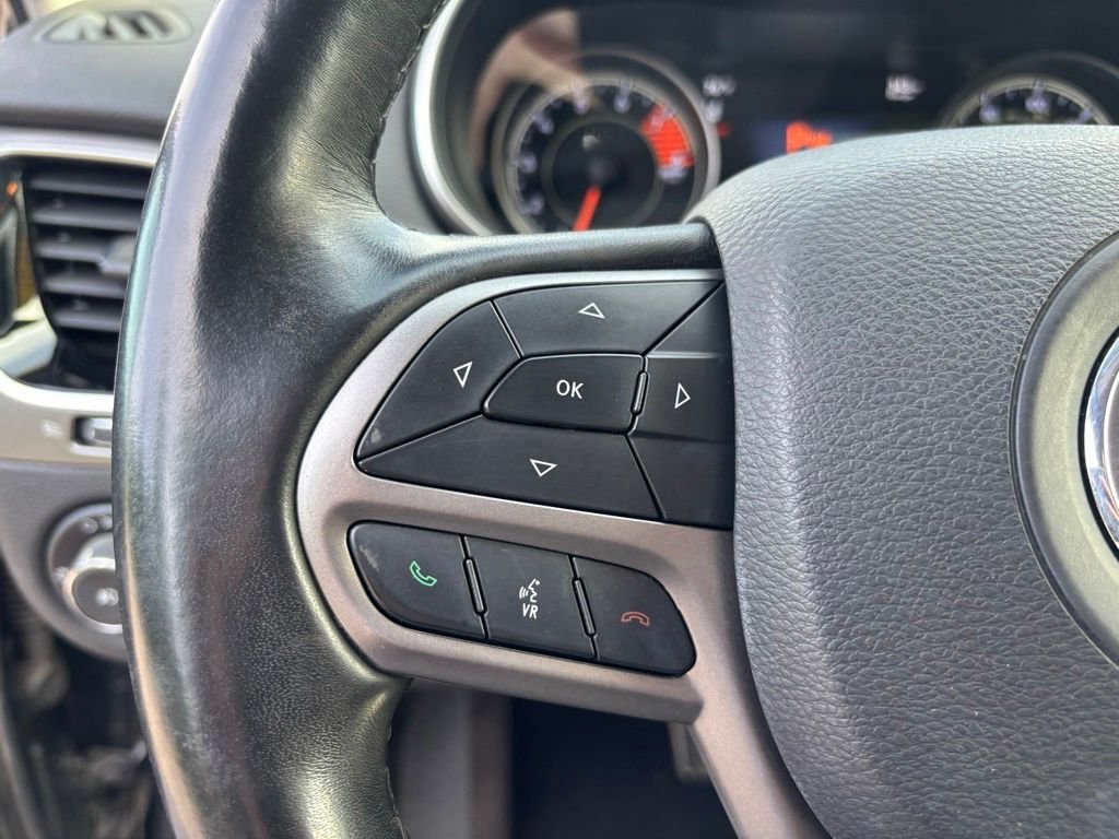 Used 2019 Gray Jeep Limited image 26