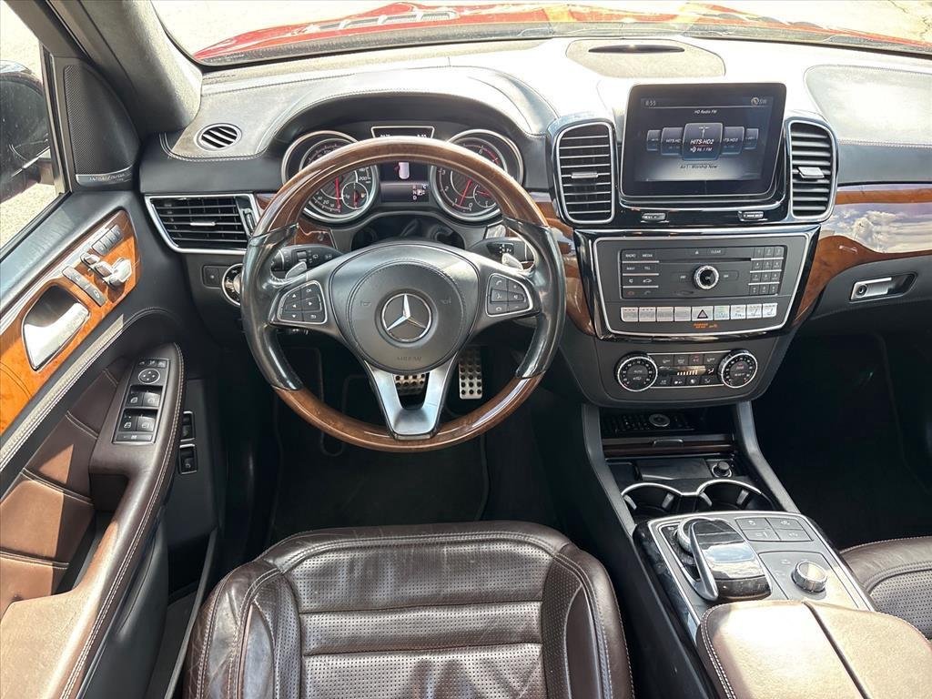 Used 2017 Red Mercedes-Benz 4MATIC® image 3