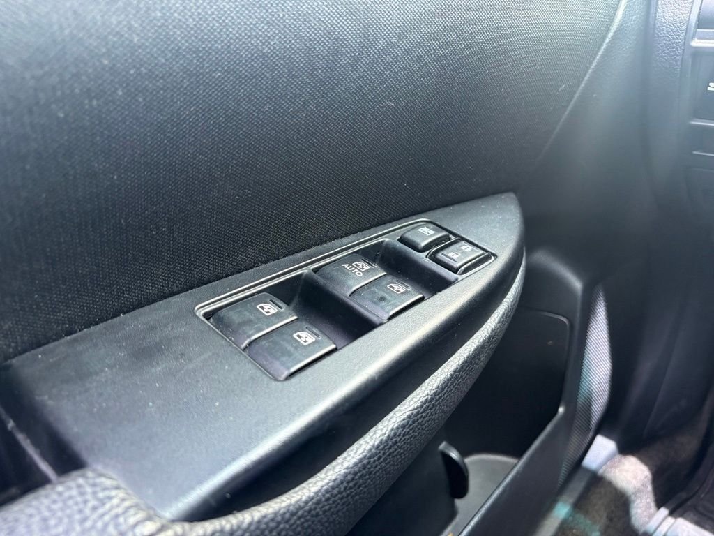 2014 Subaru Outback 2.5i Premium - Photo 25