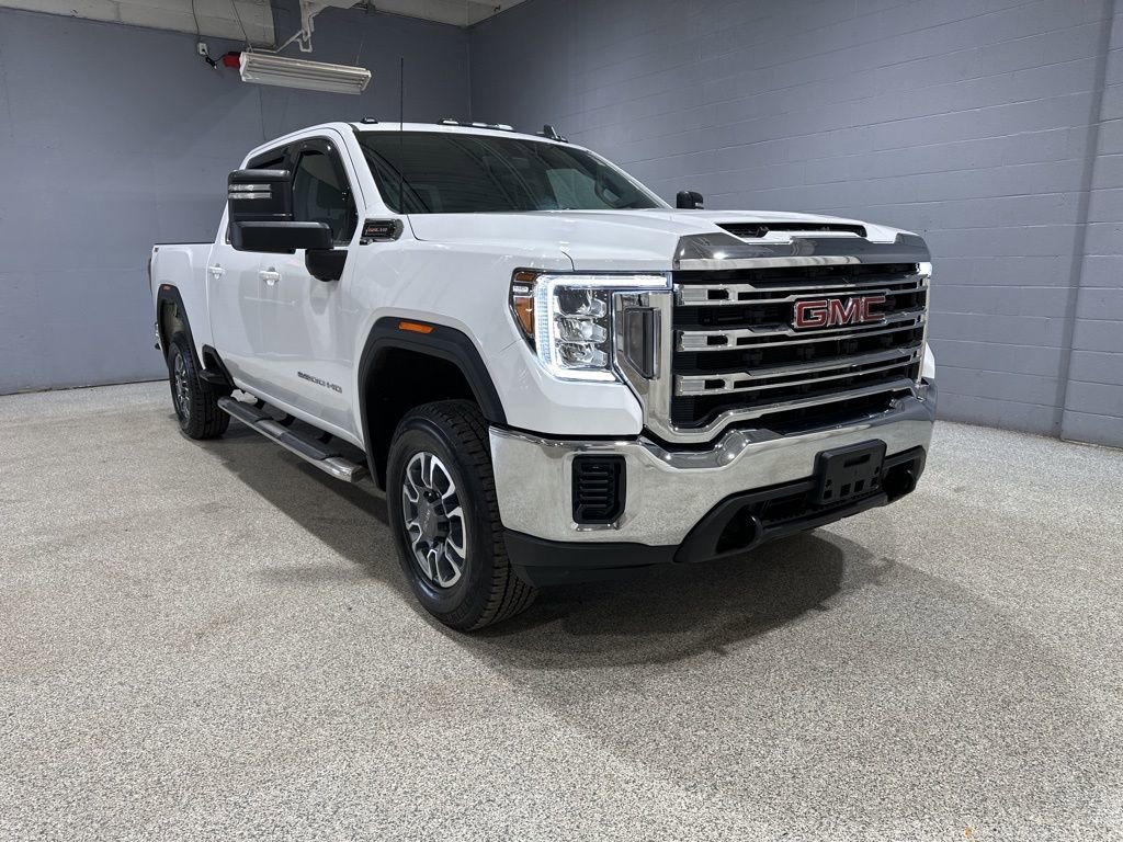 2021 GMC Sierra 4WD Crew Cab Standard Box SLE's photo
