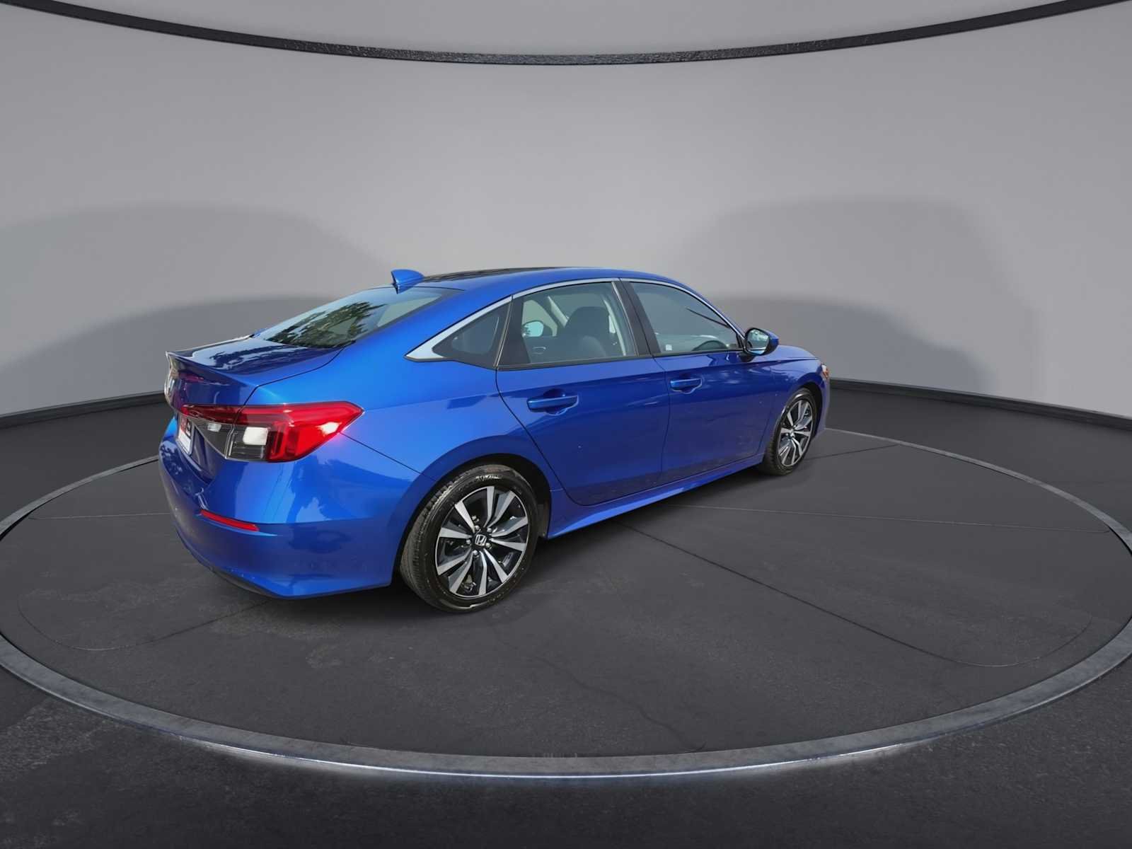 Used 2024 Aegean Blue Metallic Honda EX image 8