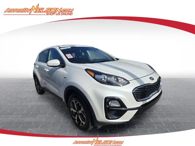 Used 2022 White Kia LX image 1