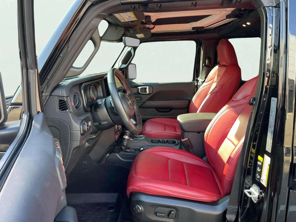 2024 Jeep Wrangler 4-Door Rubicon 392 - Photo 23